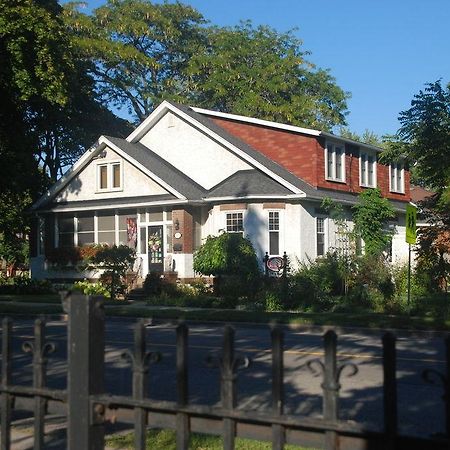 Talwood Manor B&B Port Colborne Exterior foto